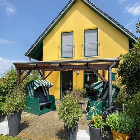 Am Kleinen Hafen *