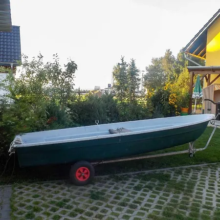 Am Kleinen Hafen Neuendorf (Saal)
