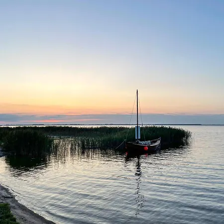 Am Kleinen Hafen Neuendorf (Saal)